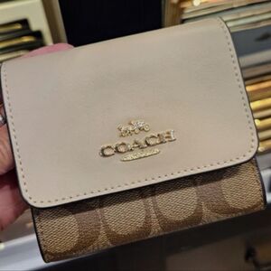 COACH Small Trifold Wallet